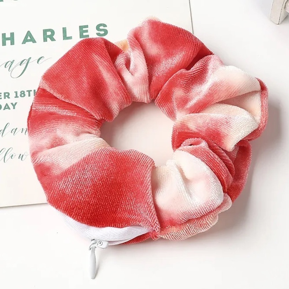NWT Velvet Zip Scrunchie with Hidden Pocket – Tie Dye – Hair Accessory